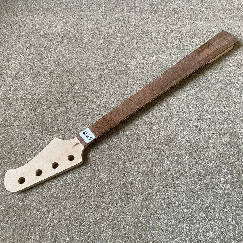 SN879 Unvollendeter Bassgitarr – Bass Guitar Fretless Bewertung und Preis