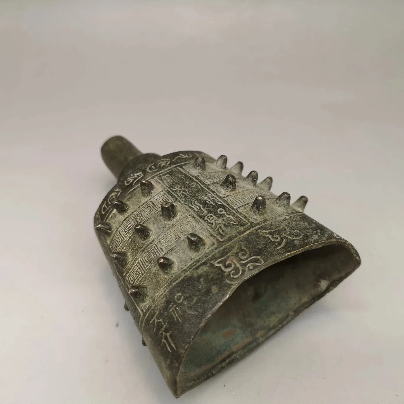 Exquisite Sammlung chinesische – Musical Instrument In Africa Bewertung und Preis